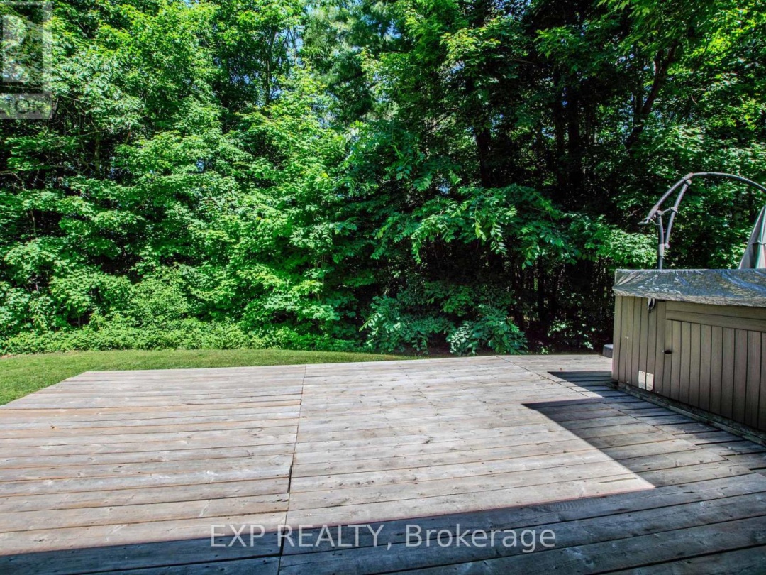 56 BECKETTS SIDE ROAD N, 
