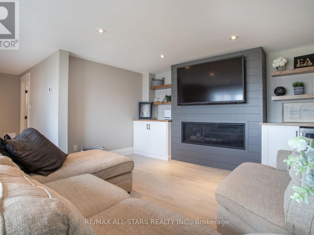 47 KENHILL BEACH ROAD, 