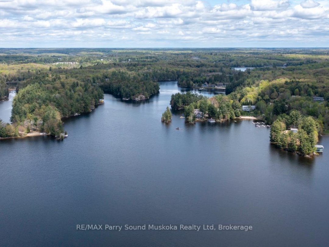 33 HOUSTON LANE, Otter Lake