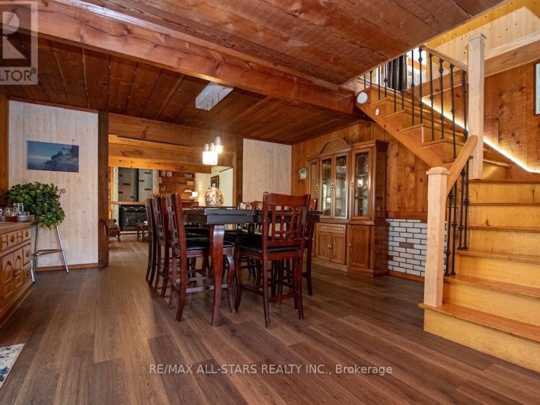 1130 TOWERING OAKS DRIVE, Gull River