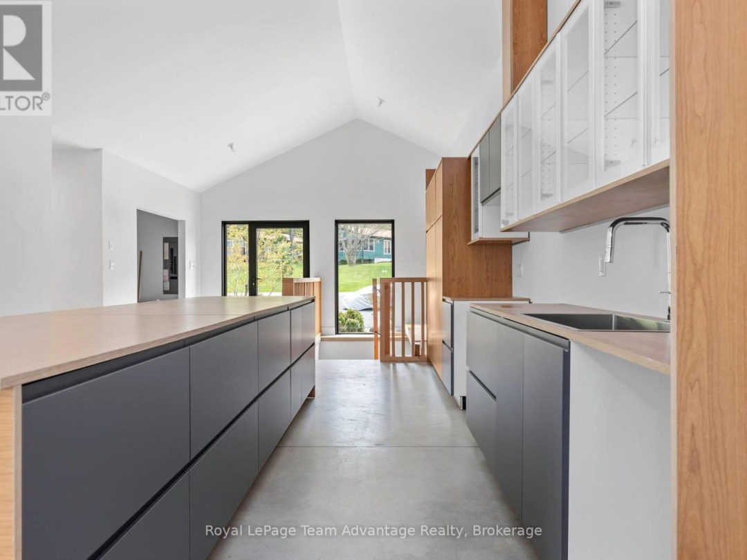 19 - 1 CRANE WALKER ROAD, Crane Lake