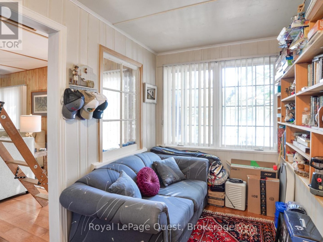 1 ISLAND 4SR, Severn Lake