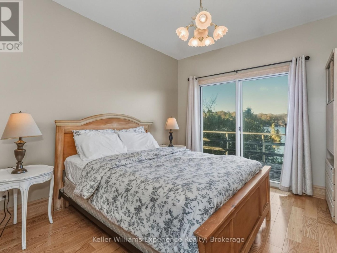 804 KINGS FARM ROAD, Gloucester Pool