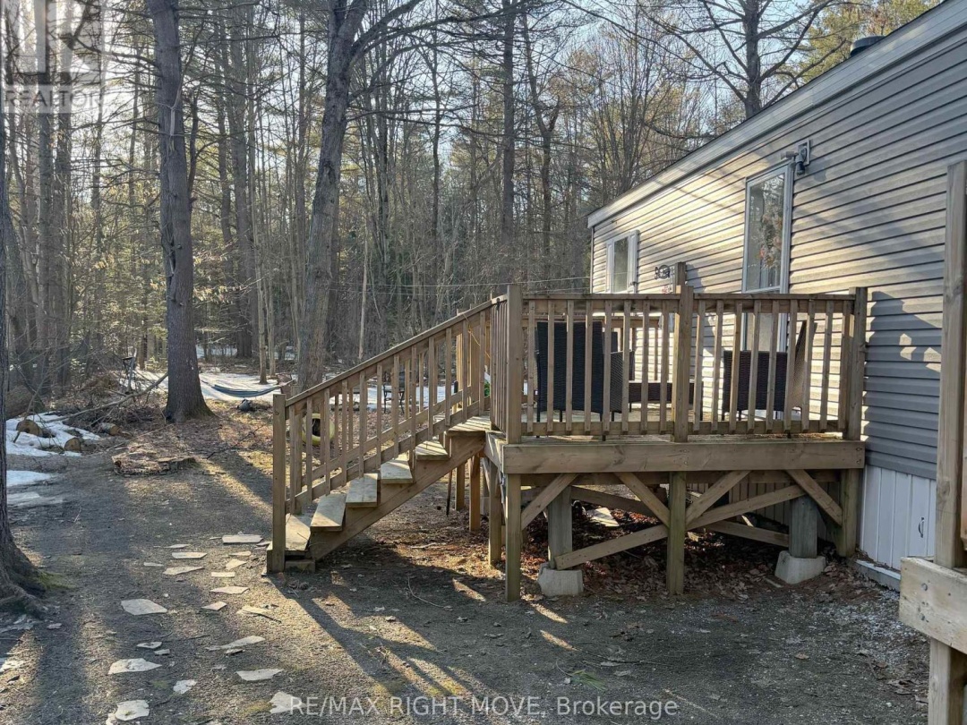 1050 4 SEASONS ROAD, Gravenhurst (Morrison)