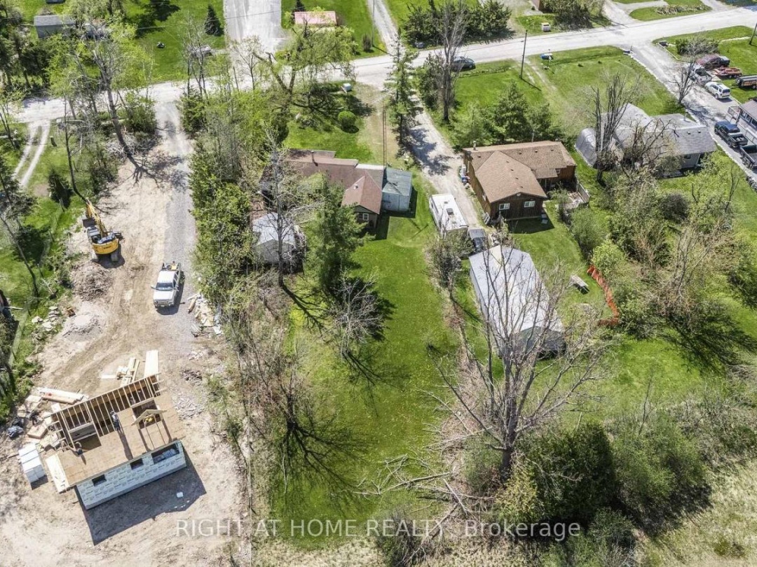 194 MCGUIRE BEACH ROAD, Kawartha Lakes (Carden)