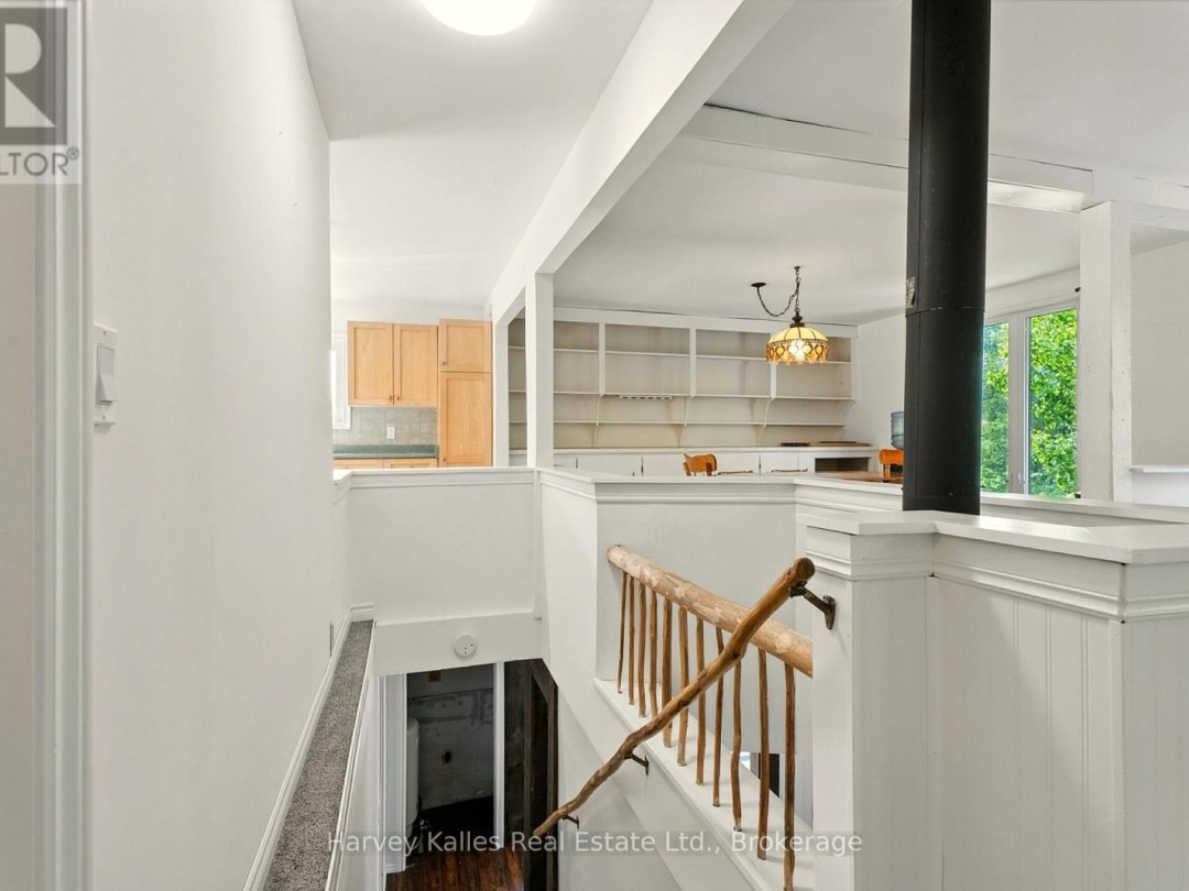 1094 PROSPECT LAKE ROAD, 