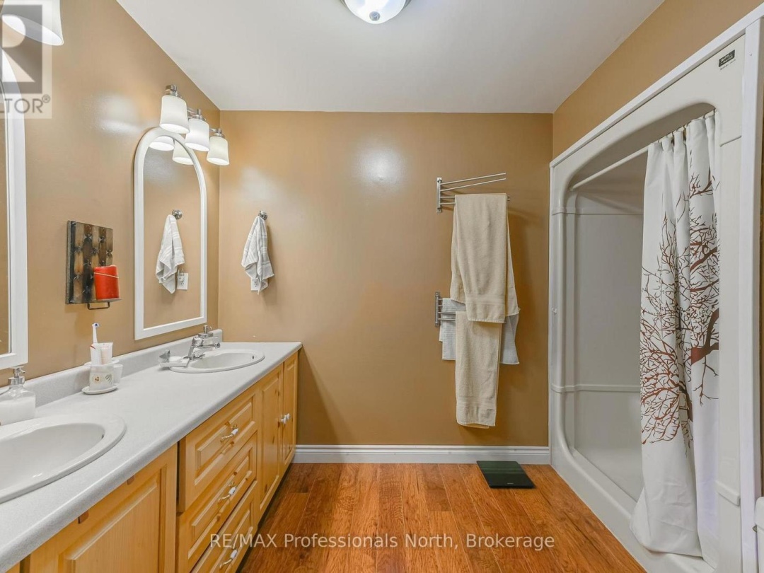 1392 TENNYSON ROAD, Bob Lake