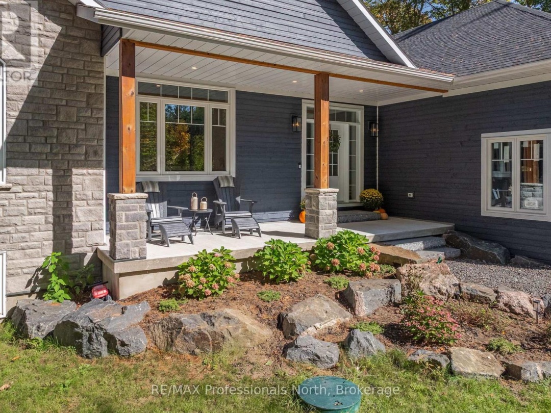 1034 XAVIER STREET, Gravenhurst (Morrison)
