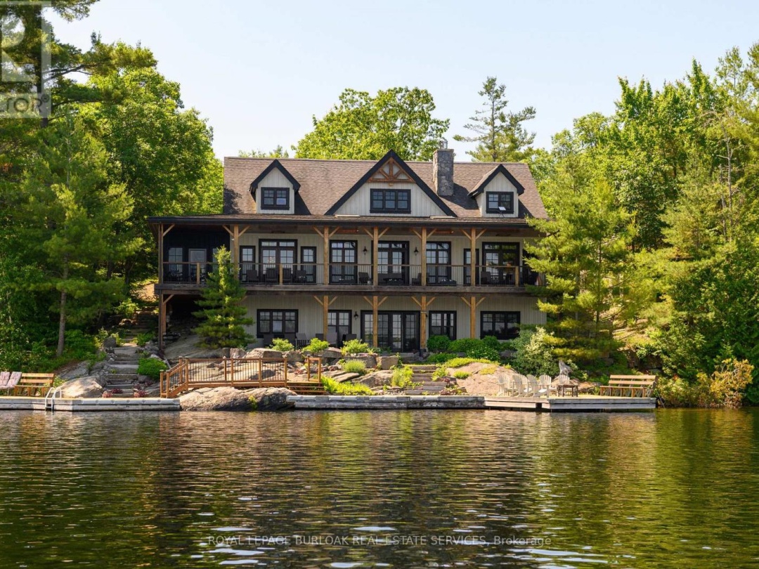 990 HASKETT'S DRIVE, Six Mile Lake