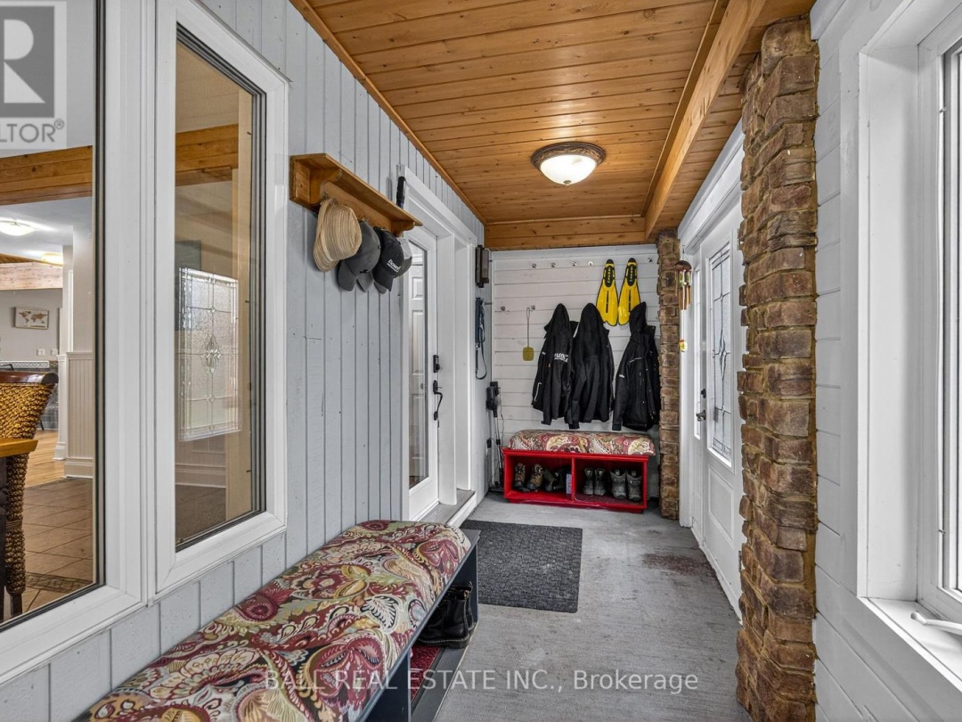 151 PELLER COURT, Pigeon Lake