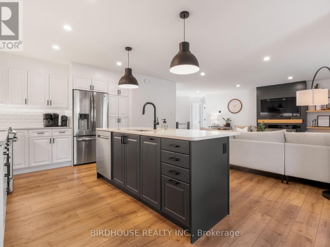 50 BIRCH CRESCENT, Kawartha Lakes (Bobcaygeon)