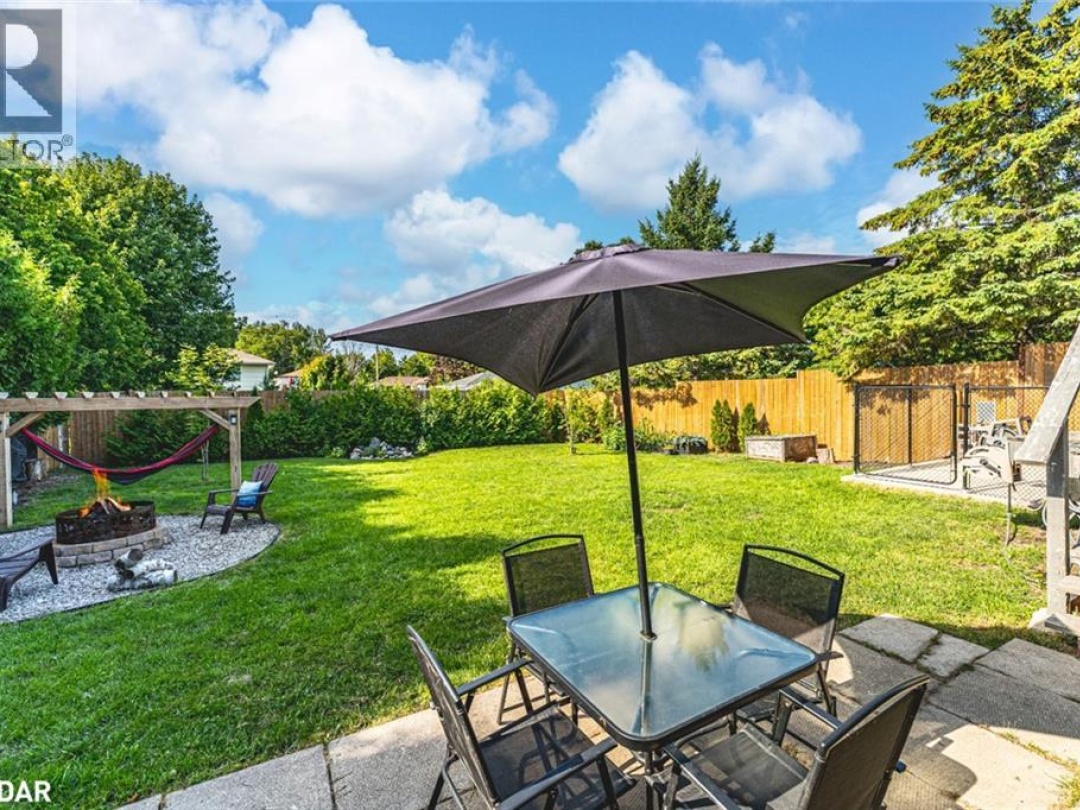 326 MCNICOLL Street, 