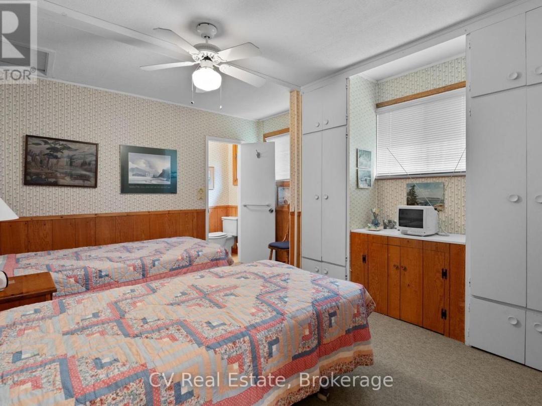 1067 OSBORNE PT ROAD, Lake of Bays