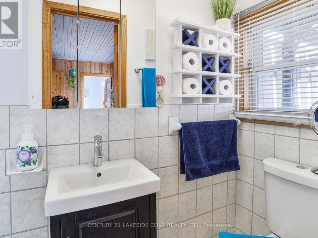 2730 LONE BIRCH TRAIL N, 