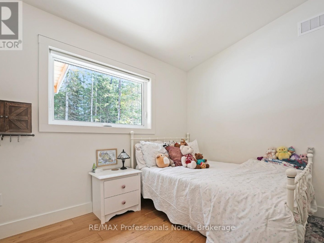 1086 STOTHART CREEK ROAD, Dysart et al (Dysart)