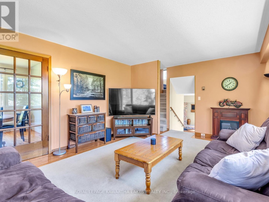 328 CEDAR GLEN ROAD, Kawartha Lakes (Verulam)