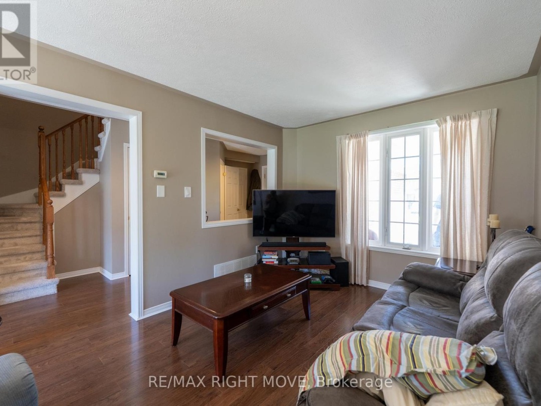 147 JULIA CRESCENT, 