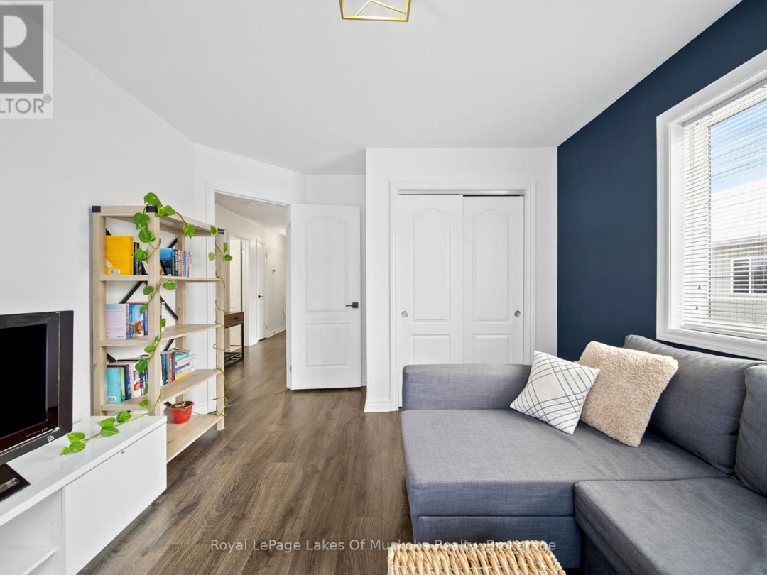 70 PEARL DRIVE, Orillia