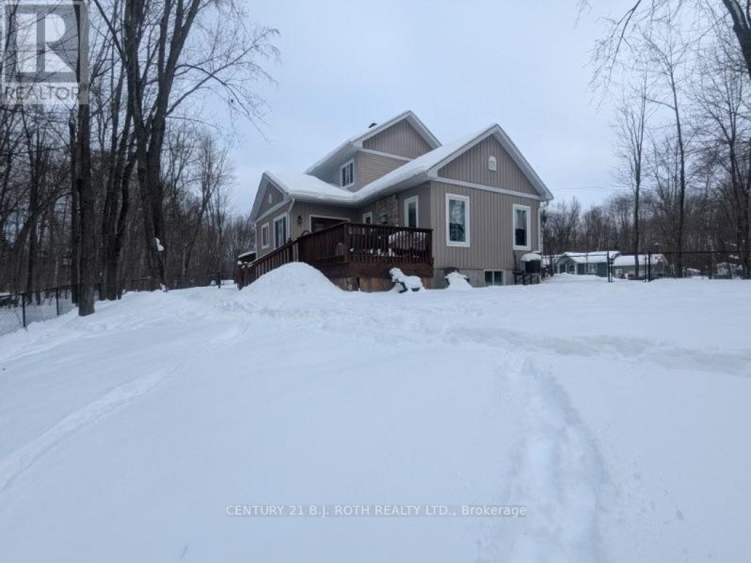 3568 Shadow Creek Road, Severn (West Shore)