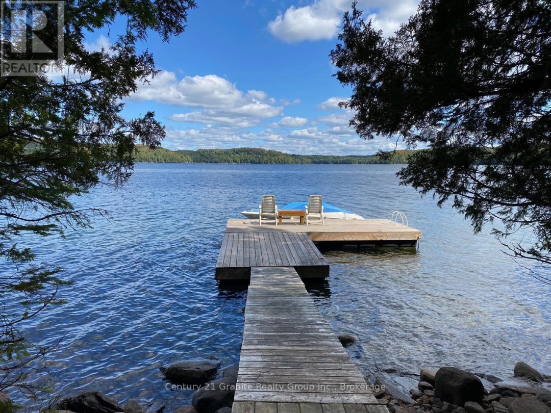 1119 WAMPUM ROAD, Miskwabi Lake