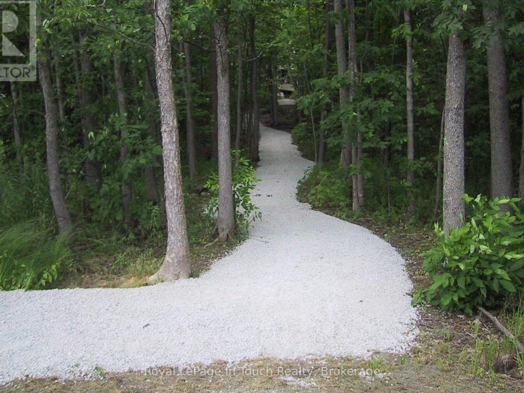 2 ISLAND 880, Georgian Bay