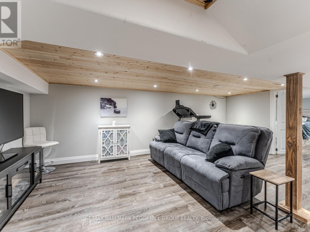 142 DUFFERIN STREET, 