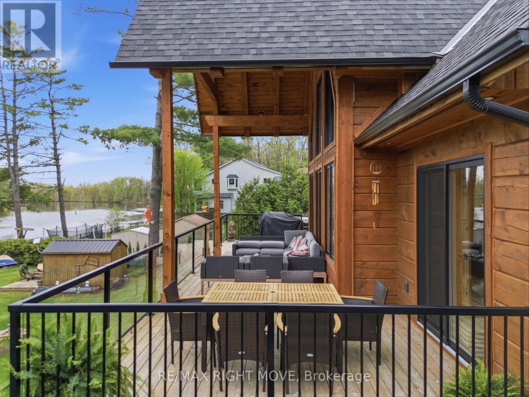 1935 MCLEOD DRIVE, Severn River