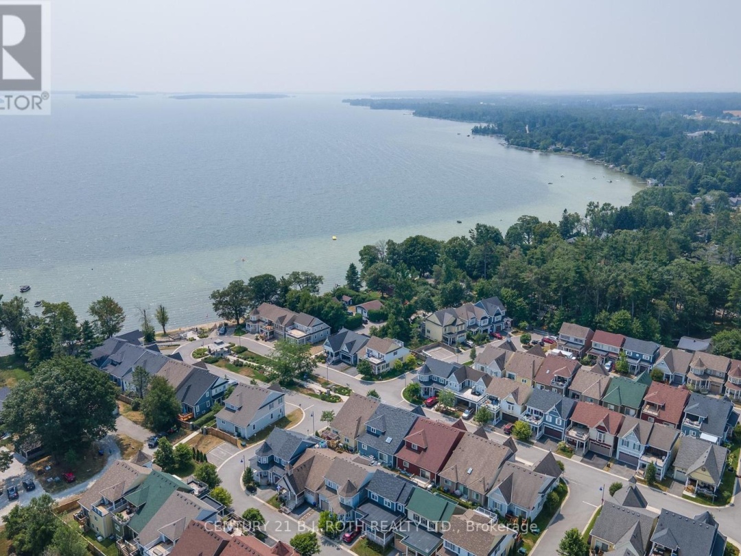 3327 SUMMERHILL WAY N, 