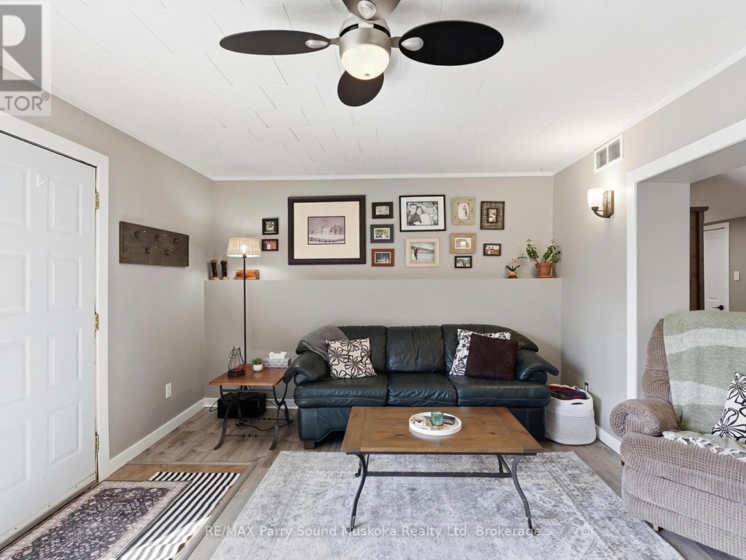 1 WOODS LANE, Seguin