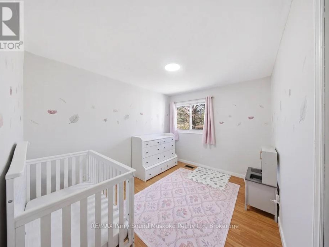 28 BLACK ROAD, Seguin