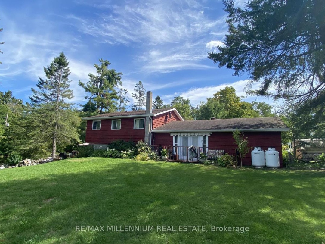 3741 CEDAR RAPIDS DRIVE S, North River