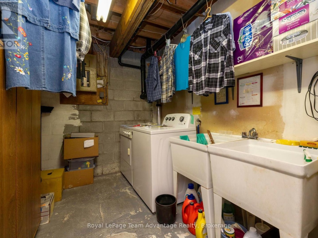 142 BROADBENT ROAD, Manitouwabing Lake