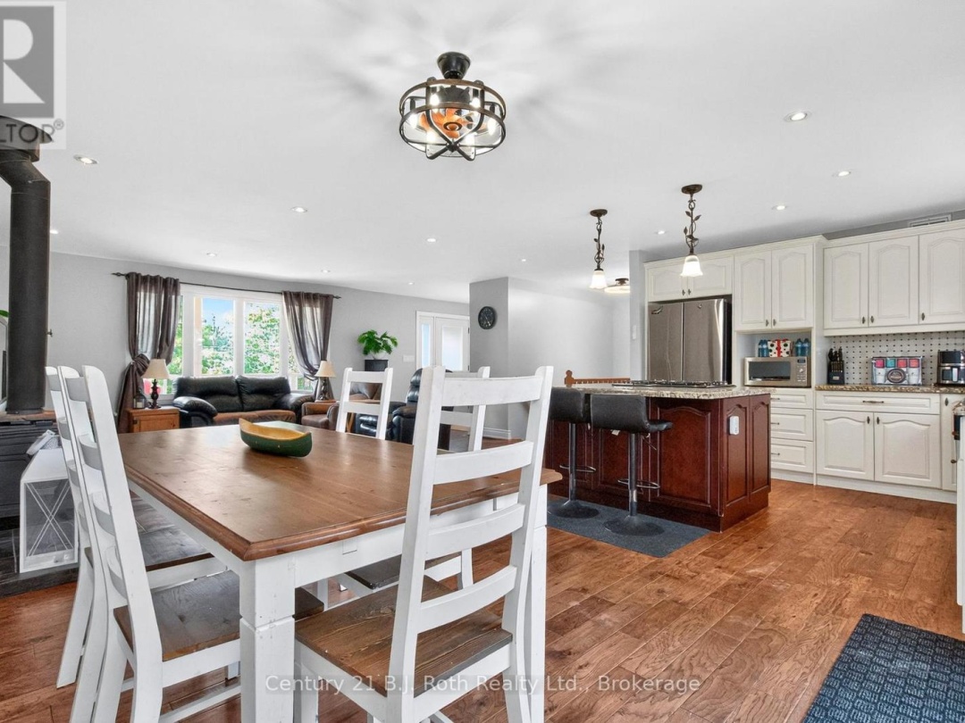 161 FOREST HARBOUR PARKWAY, Tay