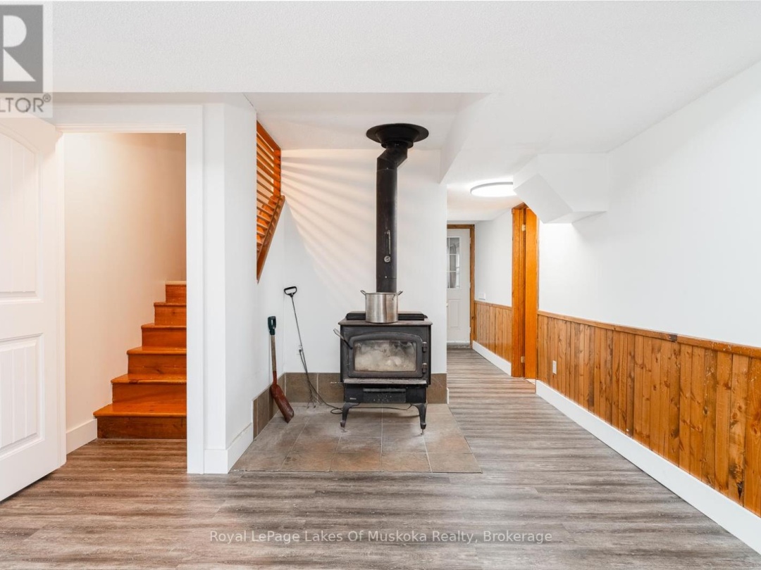1075 ROCKY NARROW ROAD, 