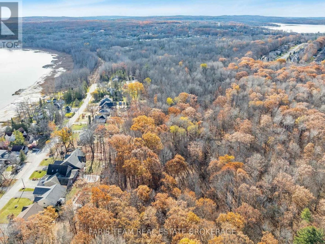 433 ROBINS POINT ROAD, 