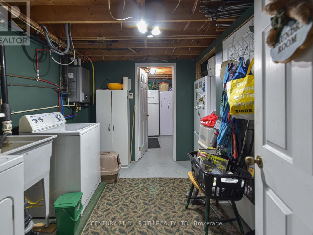 123 WELLINGTON STREET, Ramara (Atherley)