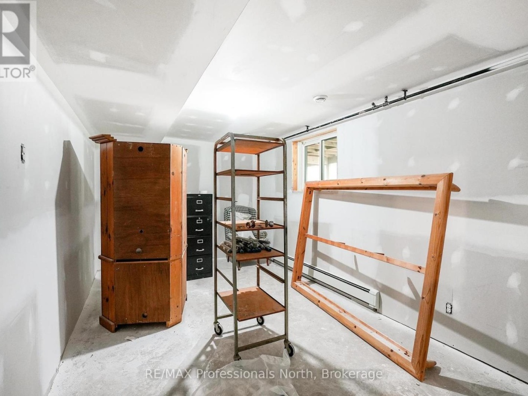 1597 QUEENS LINE ROAD, 