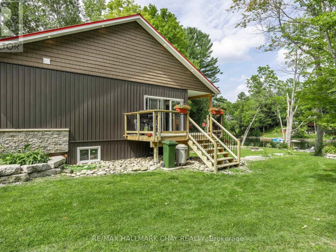 7544 Highway 35, Gull Lake