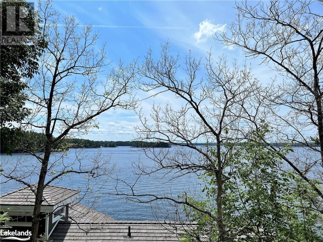 1869 Muskoka District Road 118 West Road Unit# 4, Lake Muskoka