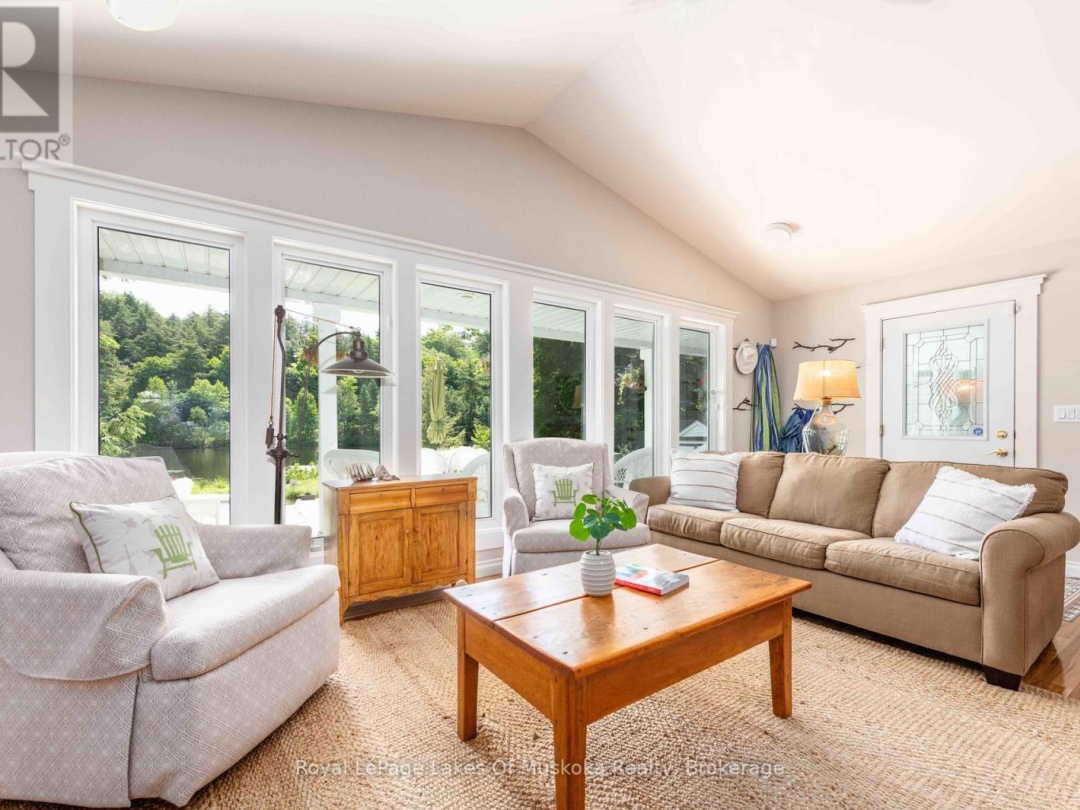 9 MOUNTVIEW AVENUE, Muskoka River