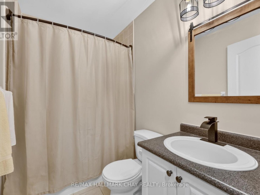 3198 BASS LAKE SIDE ROAD E, Orillia