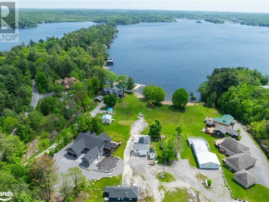 1142 Parkers Point Road, Lake Muskoka