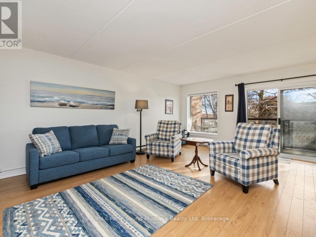 201 - 200 BEACONVIEW HEIGHTS, 