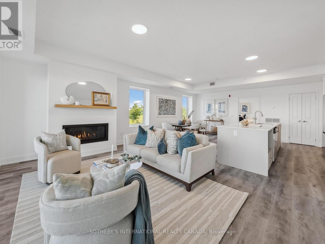 208 - 19B WEST STREET N, Kawartha Lakes (Fenelon Falls)