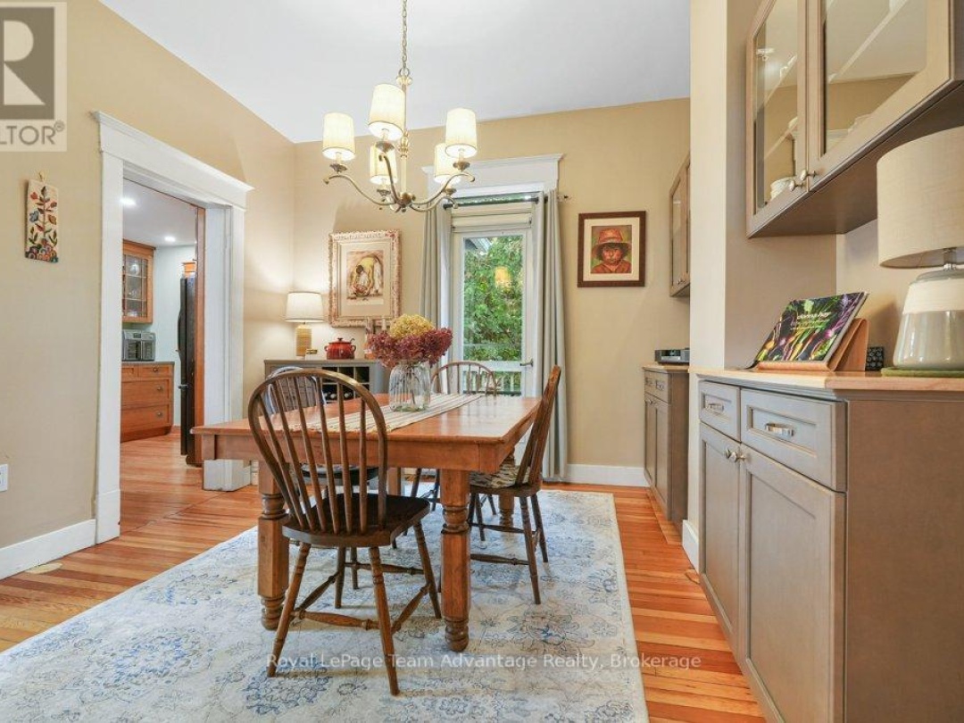 3 BELVEDERE AVENUE, Parry Sound