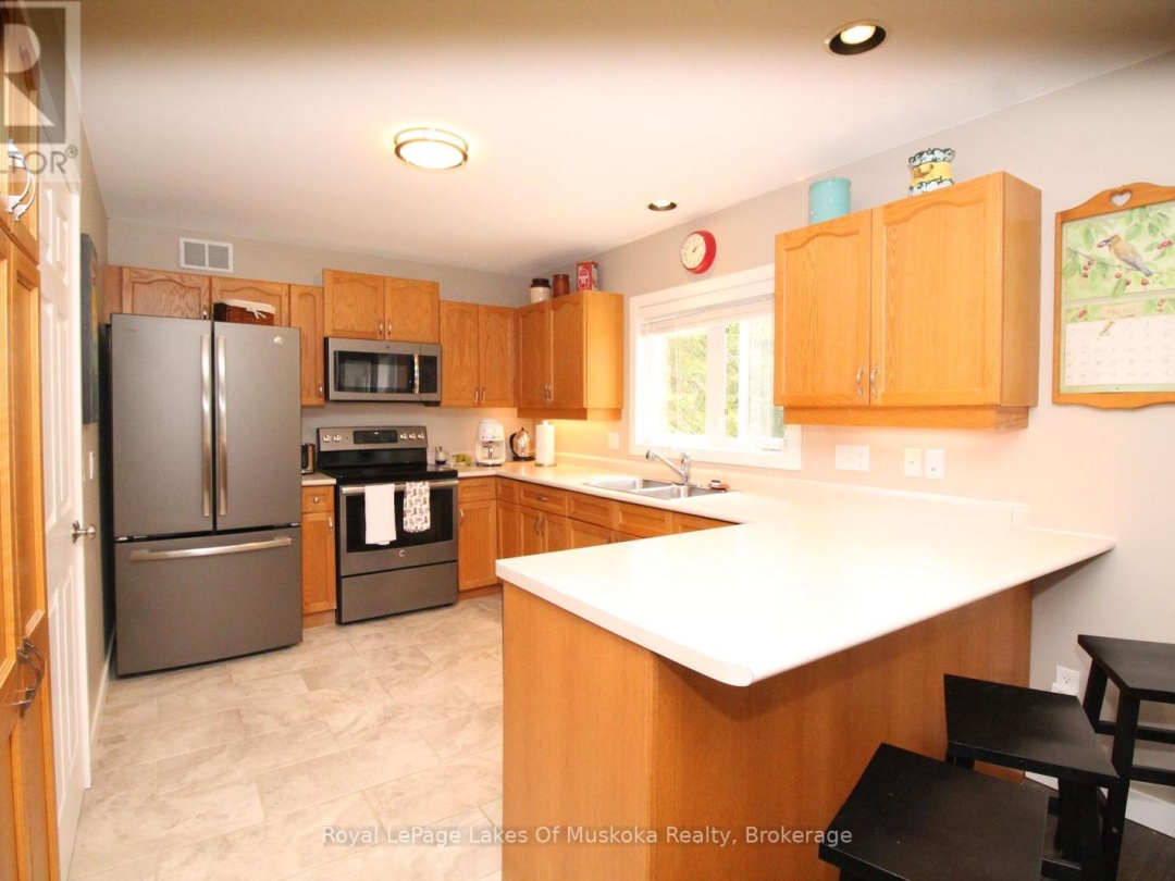30 Hedgewood Lane, Gravenhurst (Muskoka (S))