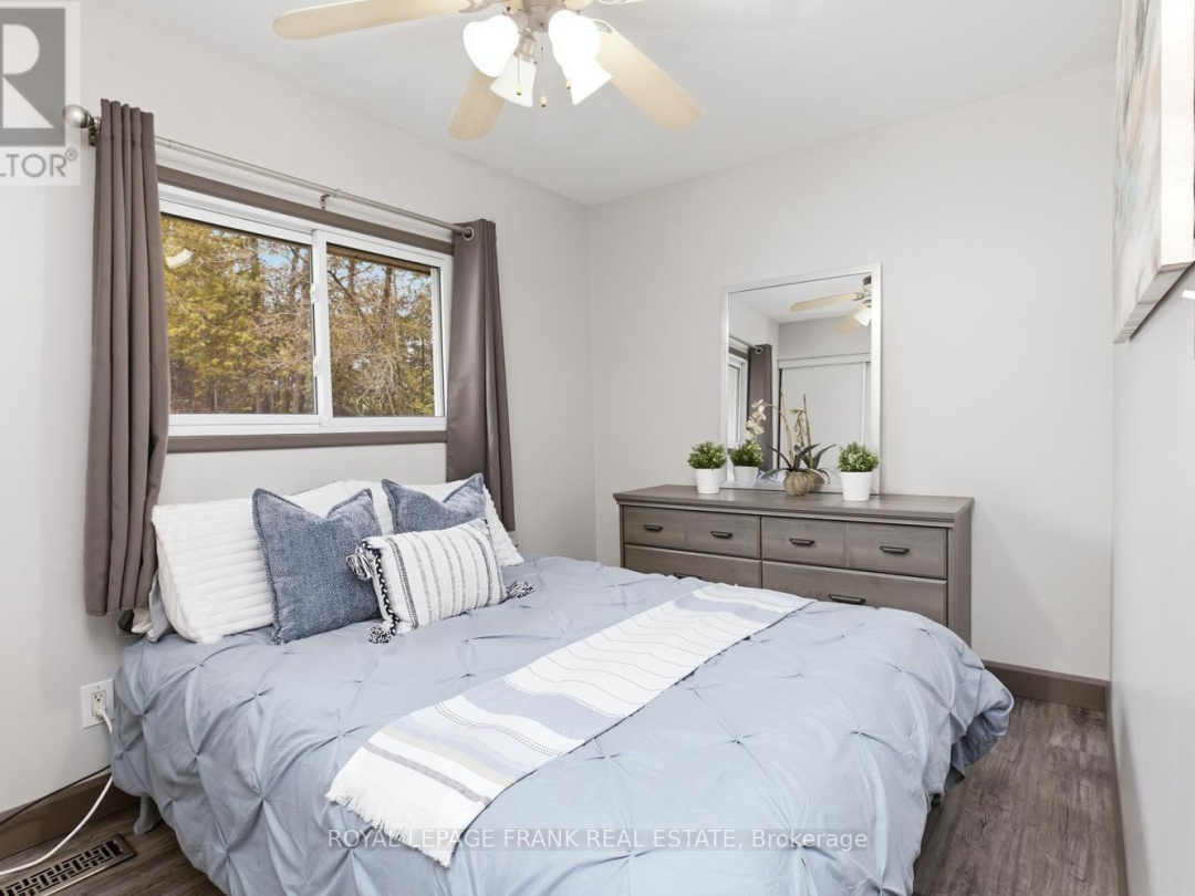 111 BALL POINT ROAD, Lake Scugog