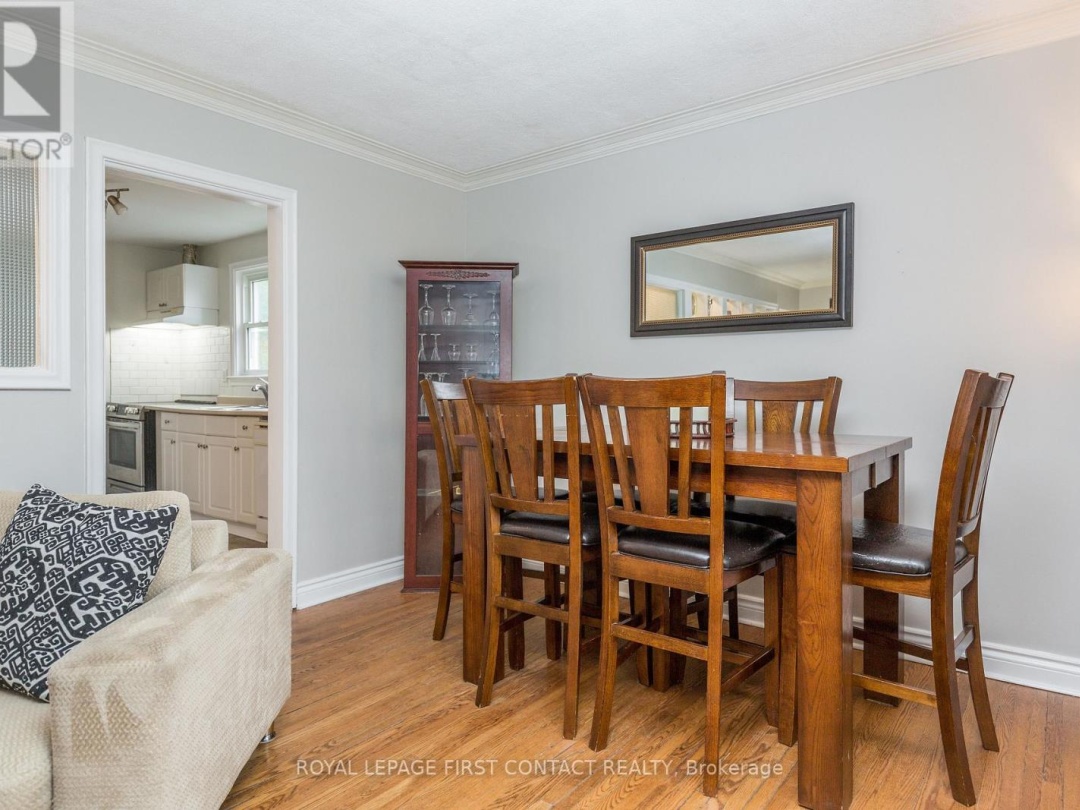 48 BRANT STREET W, 