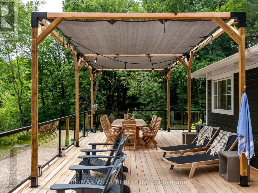 1078 WOODWINDS ROAD, Lake Muskoka