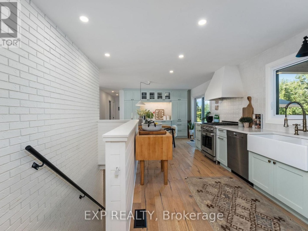 521 COTTAGE ROAD, 